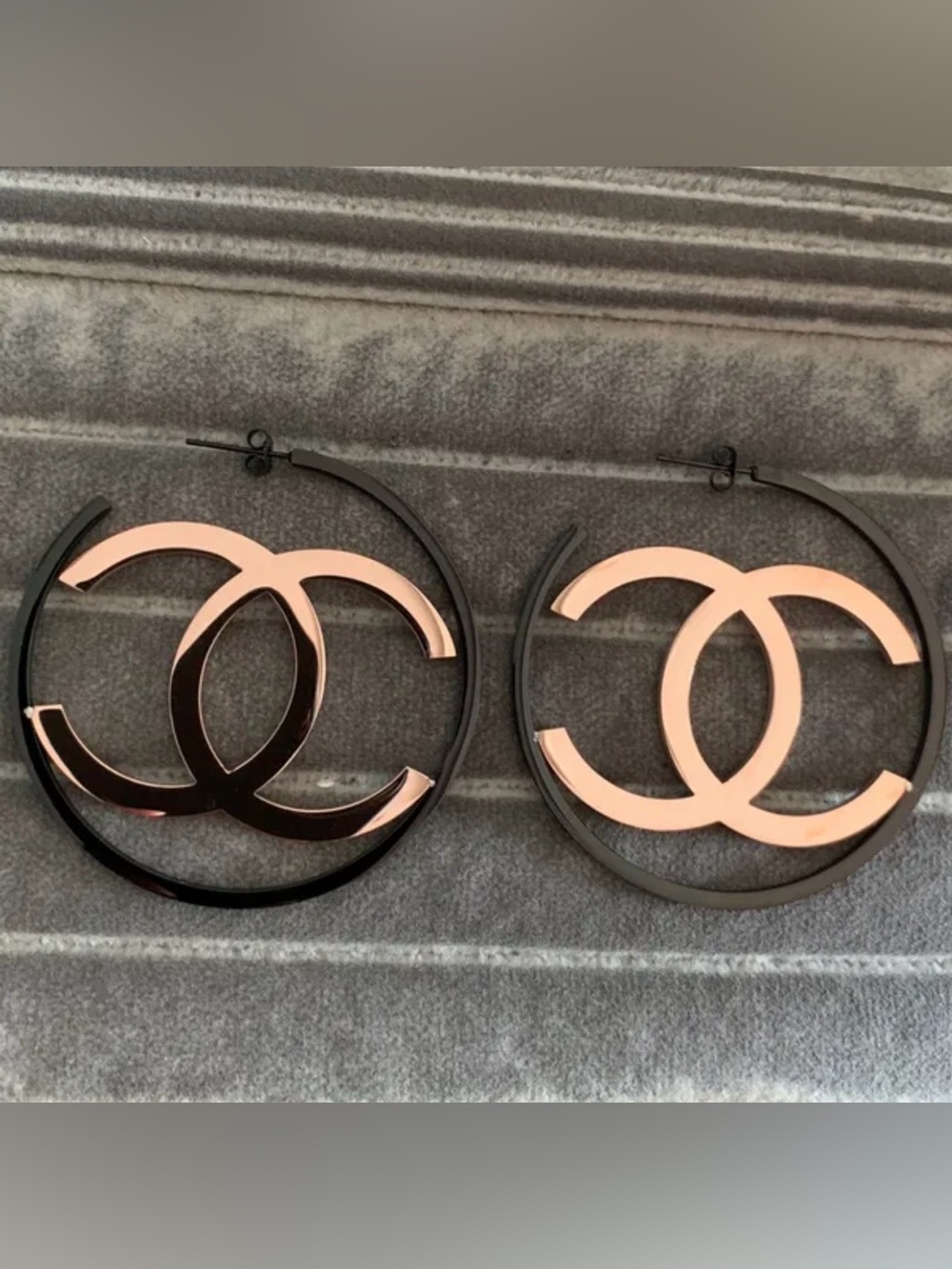 Fashion Jewelry 14K Gold Plated/ Black Interlocking C-C Luxury Hoop Earrings